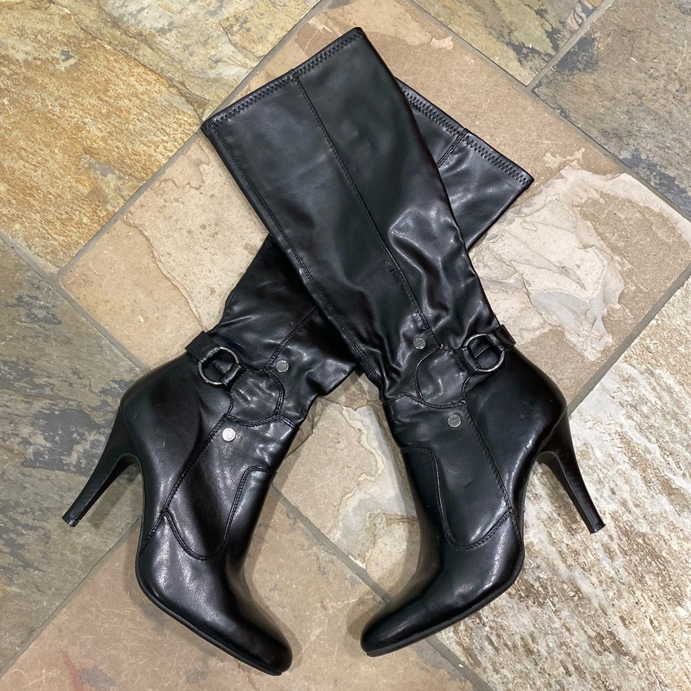 Dana Buchman Boots